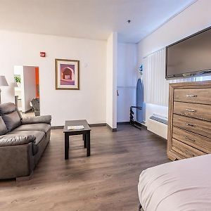 Queen Suite